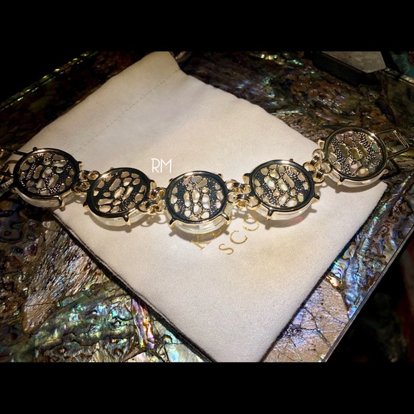 Gorgeous Kendra Scott Clear Iridescent Cassie EUC - Picture 5 of 5